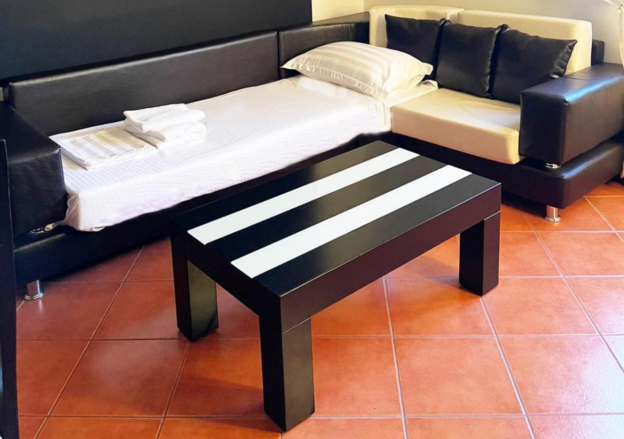 City Center Apartment Galeria Tiranë Ngoại thất bức ảnh